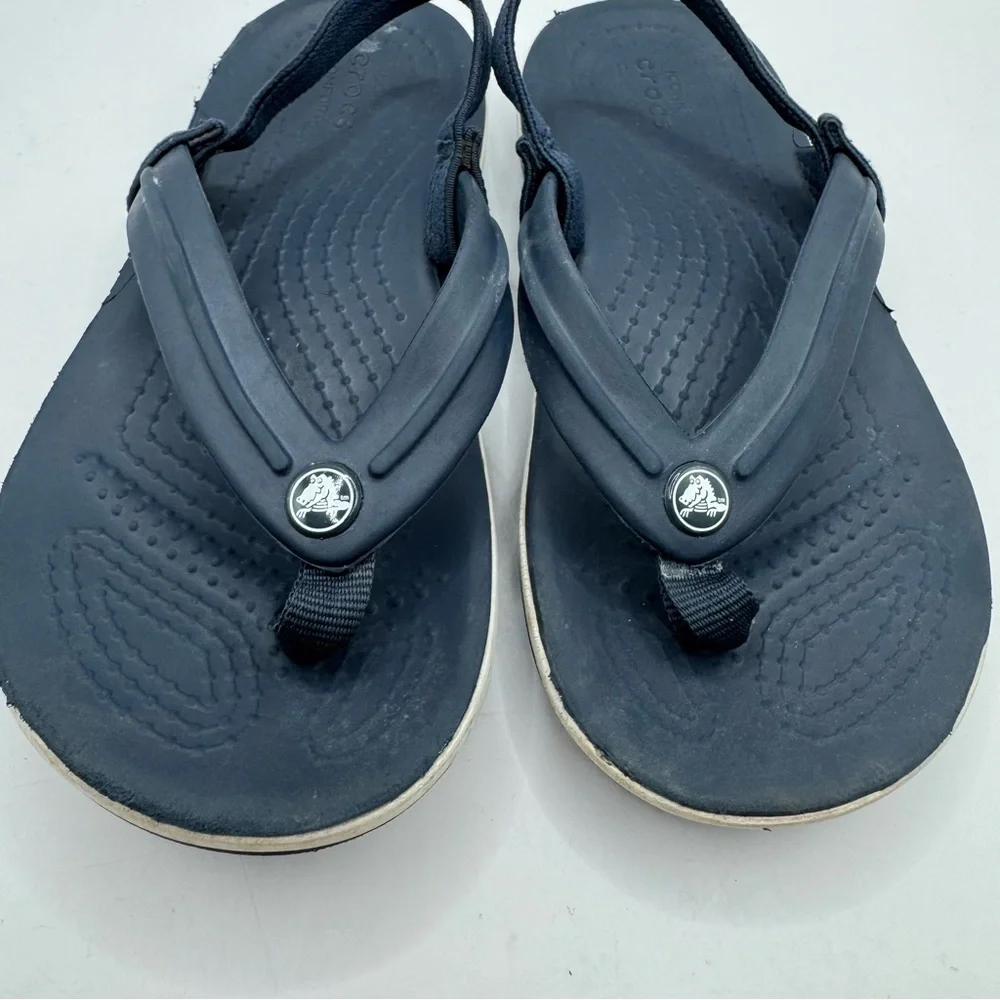 CROCS navy blue toddler flip flops sandals with elastic back 10